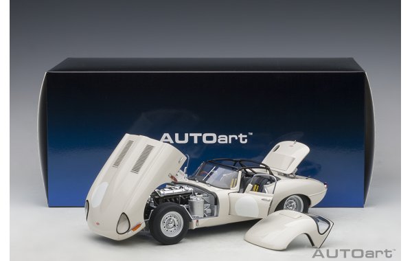 Bild 13 - Jaguar Lightweight E-Type