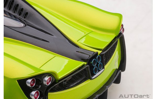 Bild 19 - Pagani Huayra Roadster 2017