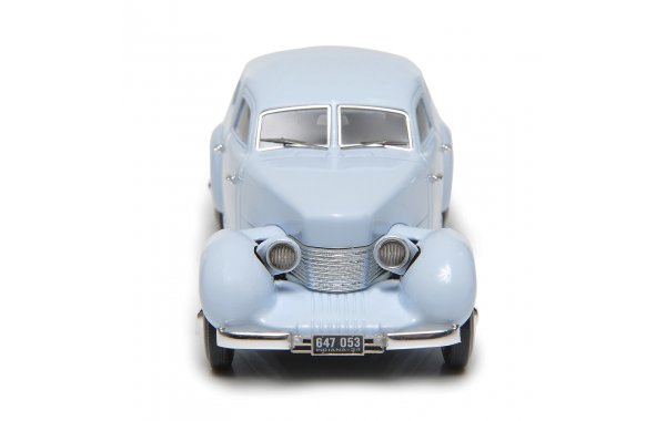 Bild 3 - Duesenberg Sedan 1934 Albert H. Walker Scheinwerfer offen