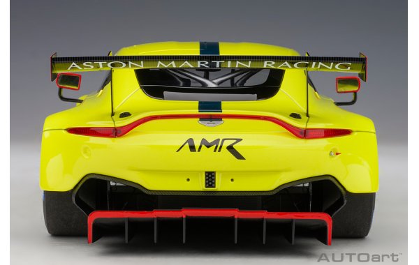 Bild 10 - Aston Martin Vantage GTE Le Mans pro 2018 Presentation Car