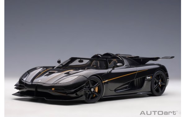 Bild 18 - Koenigsegg One 1 clear carbon