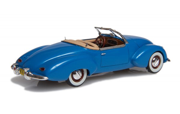 Bild 2 - Kurtis Omohundro Comet Roadster 1947