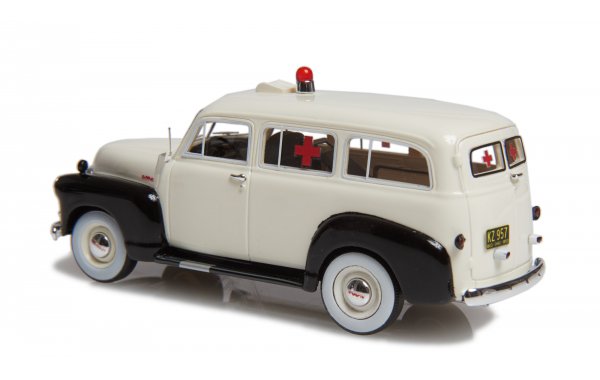 Bild 4 - GMC Chevrolet Suburban Krankenwagen