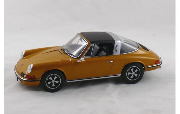 Bild 2 - Porsche 911 S 2.4 Targa 1973