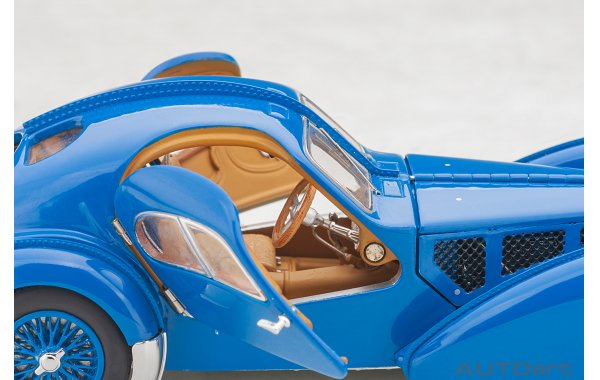Bild 12 - Bugatti Typ 57 SC Atlantic Speichenrder