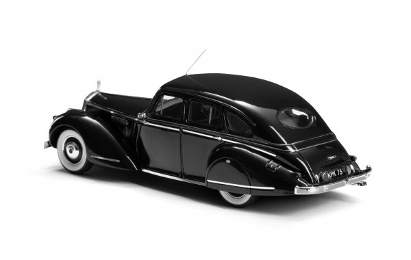 Bild 6 - Invicta Schwarzer Prinz Limousine von Charlesworth 1948