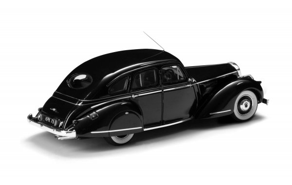 Bild 8 - Invicta Schwarzer Prinz Limousine von Charlesworth 1948