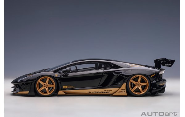 Bild 14 - Liberty Walk LB-works Lamborghini Aventador limited
