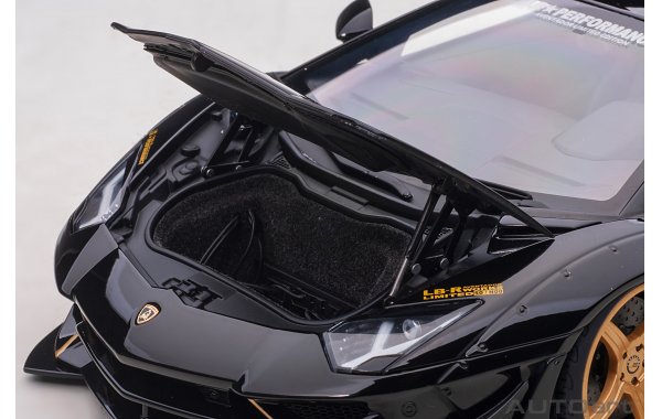 Bild 17 - Liberty Walk LB-works Lamborghini Aventador limited