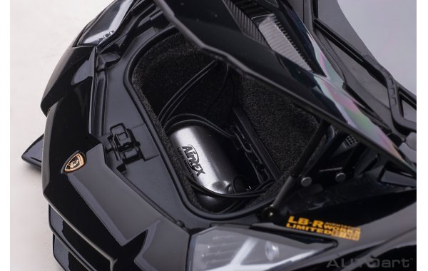 Bild 18 - Liberty Walk LB-works Lamborghini Aventador limited