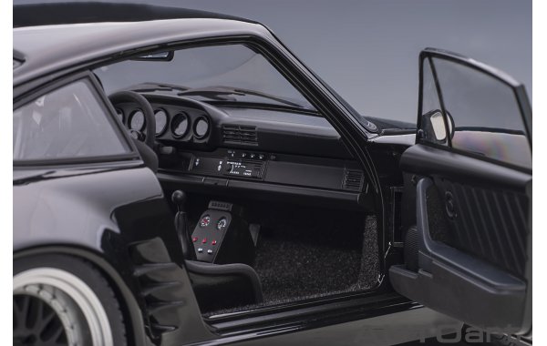 Bild 2 - Porsche 911 Turbo 930 Wangan Midnight Blackbird
