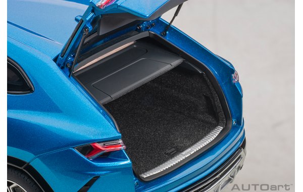 Bild 8 - Lamborghini Urus blue Eleos