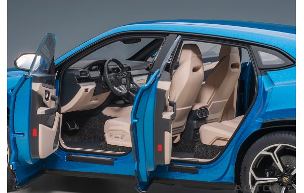 Bild 12 - Lamborghini Urus blue Eleos