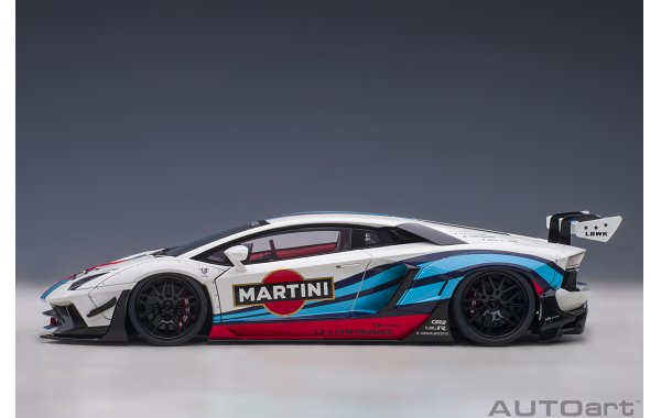 Bild 12 - Liberty Walk LB-works Lamborghini Aventador limited
