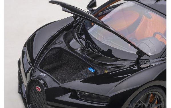 Bild 3 - Bugatti Chiron Sport nocturne black