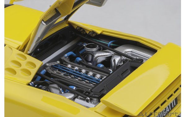 Bild 4 - Bugatti EB110 SS giallo bugatti