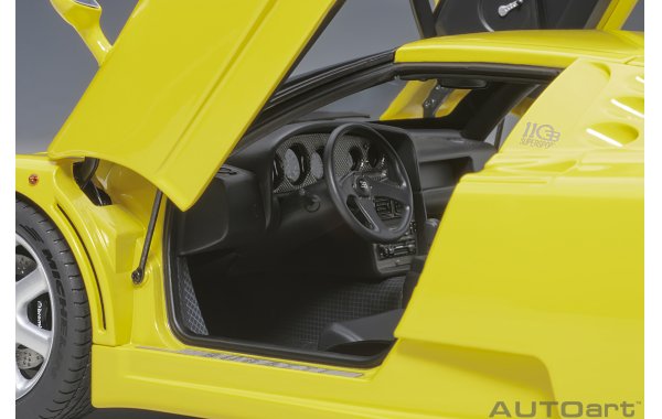 Bild 17 - Bugatti EB110 SS giallo bugatti