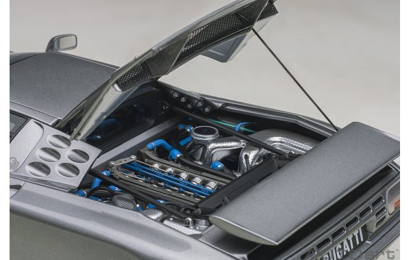 Bild 4 - Bugatti EB110 SS Grigio Metallizzato