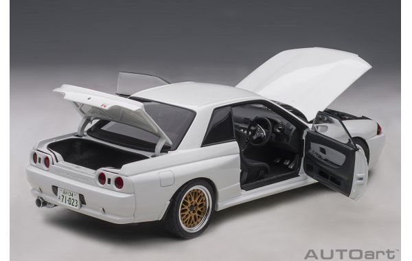 Bild 5 - Nissan Skyline GT-R R32 Wangan Midnight Reina 30th anniversary