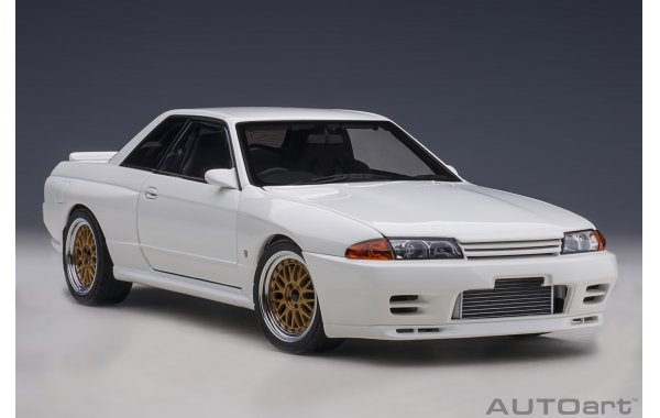 Bild 7 - Nissan Skyline GT-R R32 Wangan Midnight Reina 30th anniversary