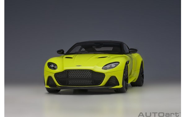 Bild 8 - Aston Martin DBS Superleggera lime essence