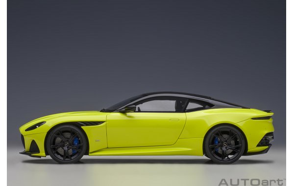 Bild 11 - Aston Martin DBS Superleggera lime essence