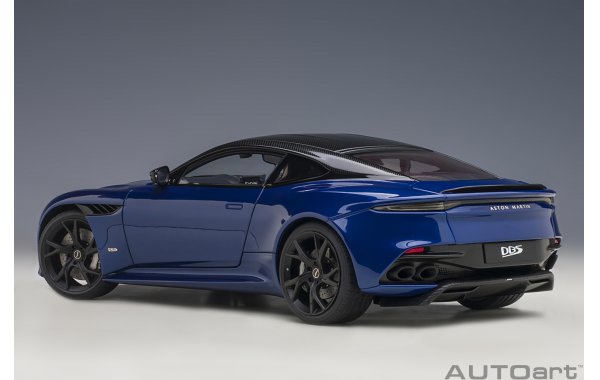 Bild 2 - Aston Martin DBS Superleggera Zaffre Blue