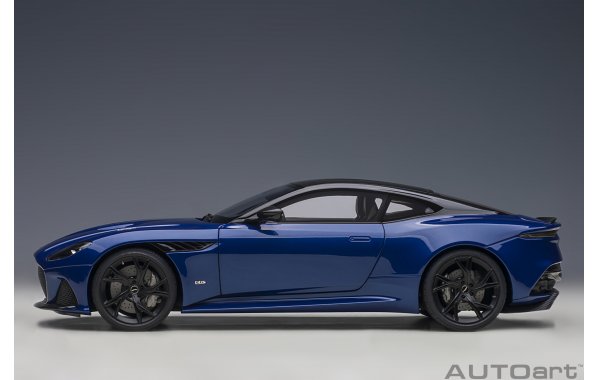 Bild 11 - Aston Martin DBS Superleggera Zaffre Blue