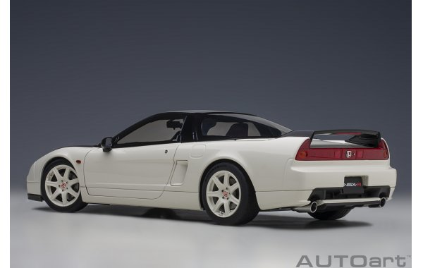 Bild 2 - Honda NSX-R 2019 NA2 white black carbon