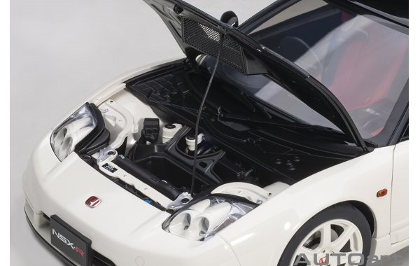 Bild 3 - Honda NSX-R 2019 NA2 white black carbon