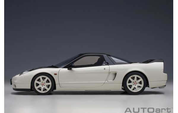Bild 13 - Honda NSX-R 2019 NA2 white black carbon