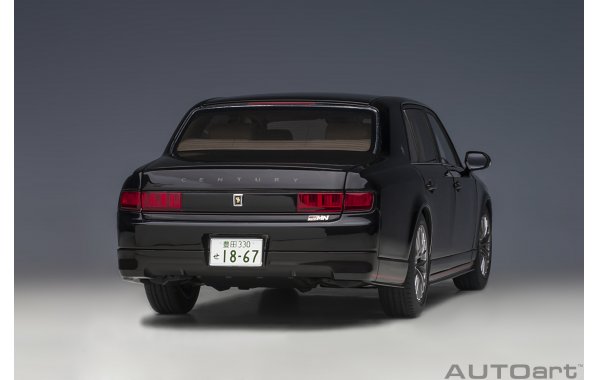 Bild 9 - Toyota Century GRMN Luxuslimousine