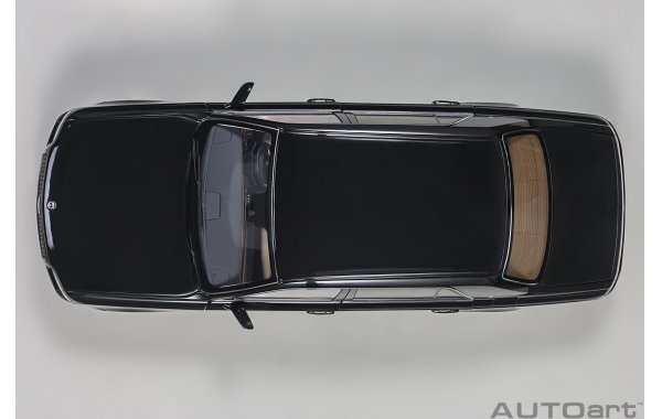 Bild 15 - Toyota Century GRMN Luxuslimousine