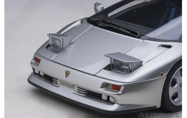 Bild 4 - Lamborghini Diablo SE30 Jota Titanio