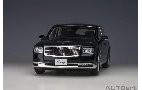 Bild 8 - Toyota Century special edition mit Vorhngen