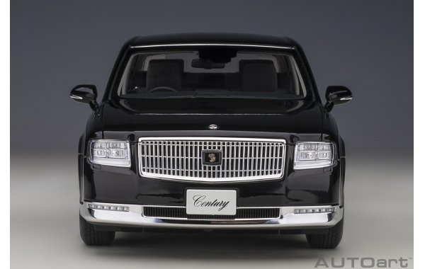 Bild 13 - Toyota Century special edition mit Vorhngen