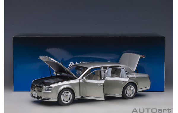 Bild 10 - Toyota Century special edition mit Vorhngen