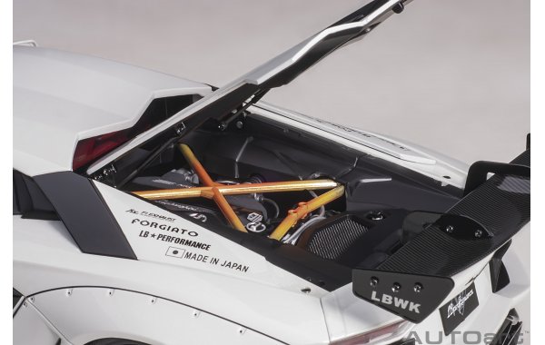 Bild 4 - Liberty Walk LB-works Lamborghini Aventador limited
