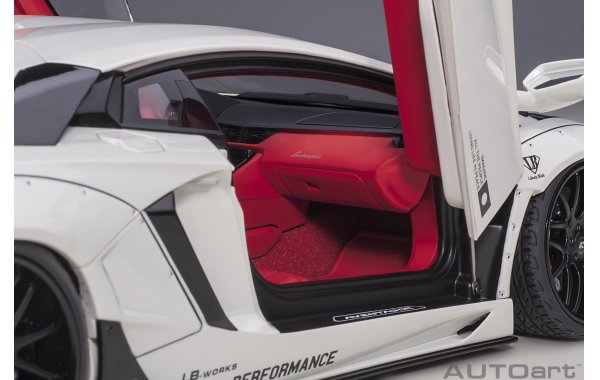 Bild 18 - Liberty Walk LB-works Lamborghini Aventador limited