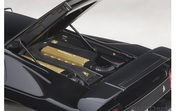 Bild 6 - Lamborghini Diablo SE30 deep black metallic