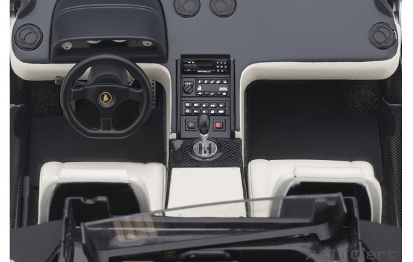 Bild 8 - Lamborghini Diablo SE30 deep black metallic