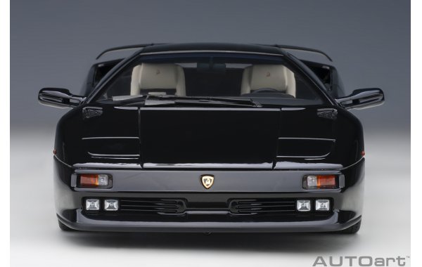 Bild 17 - Lamborghini Diablo SE30 deep black metallic