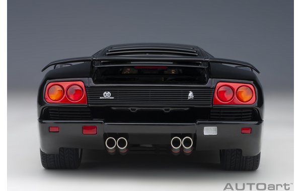 Bild 18 - Lamborghini Diablo SE30 deep black metallic