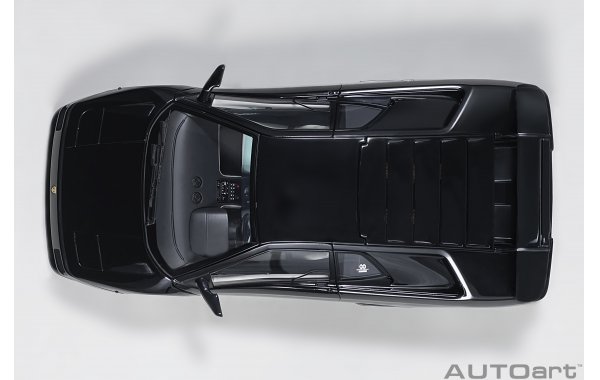 Bild 19 - Lamborghini Diablo SE30 deep black metallic
