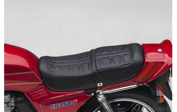 Bild 5 - Honda CB750F Baribari Legend Koma Gun