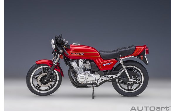 Bild 13 - Honda CB750F Baribari Legend Koma Gun