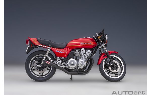 Bild 17 - Honda CB750F Baribari Legend Koma Gun