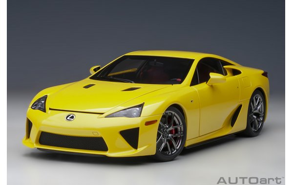 Bild 11 - Lexus LFA 2010 pearl yellow