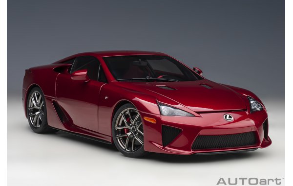 Bild 10 - Lexus LFA 2010 pearl red
