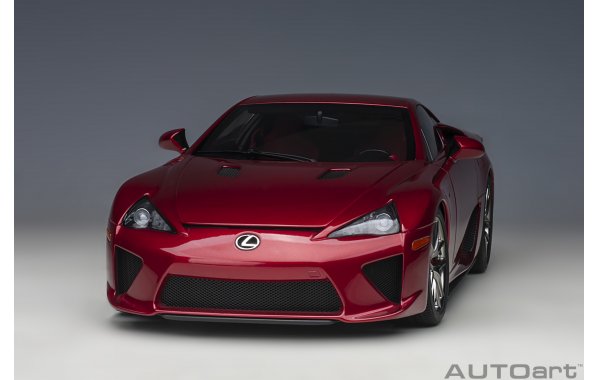 Bild 12 - Lexus LFA 2010 pearl red